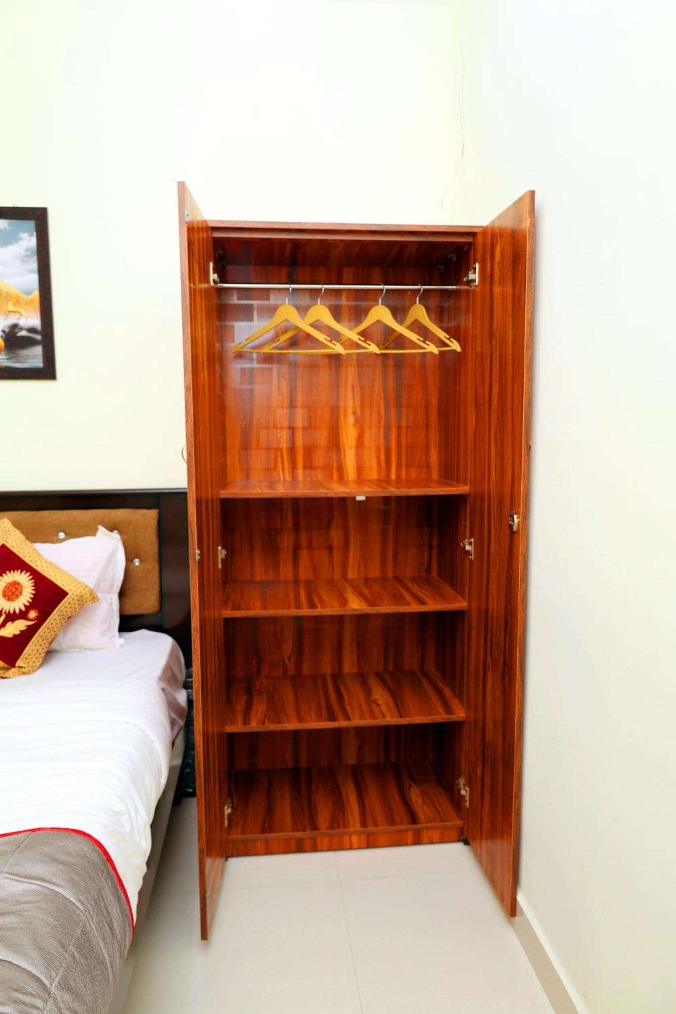 Sri Nilayam Inn Tirupati Buitenkant foto