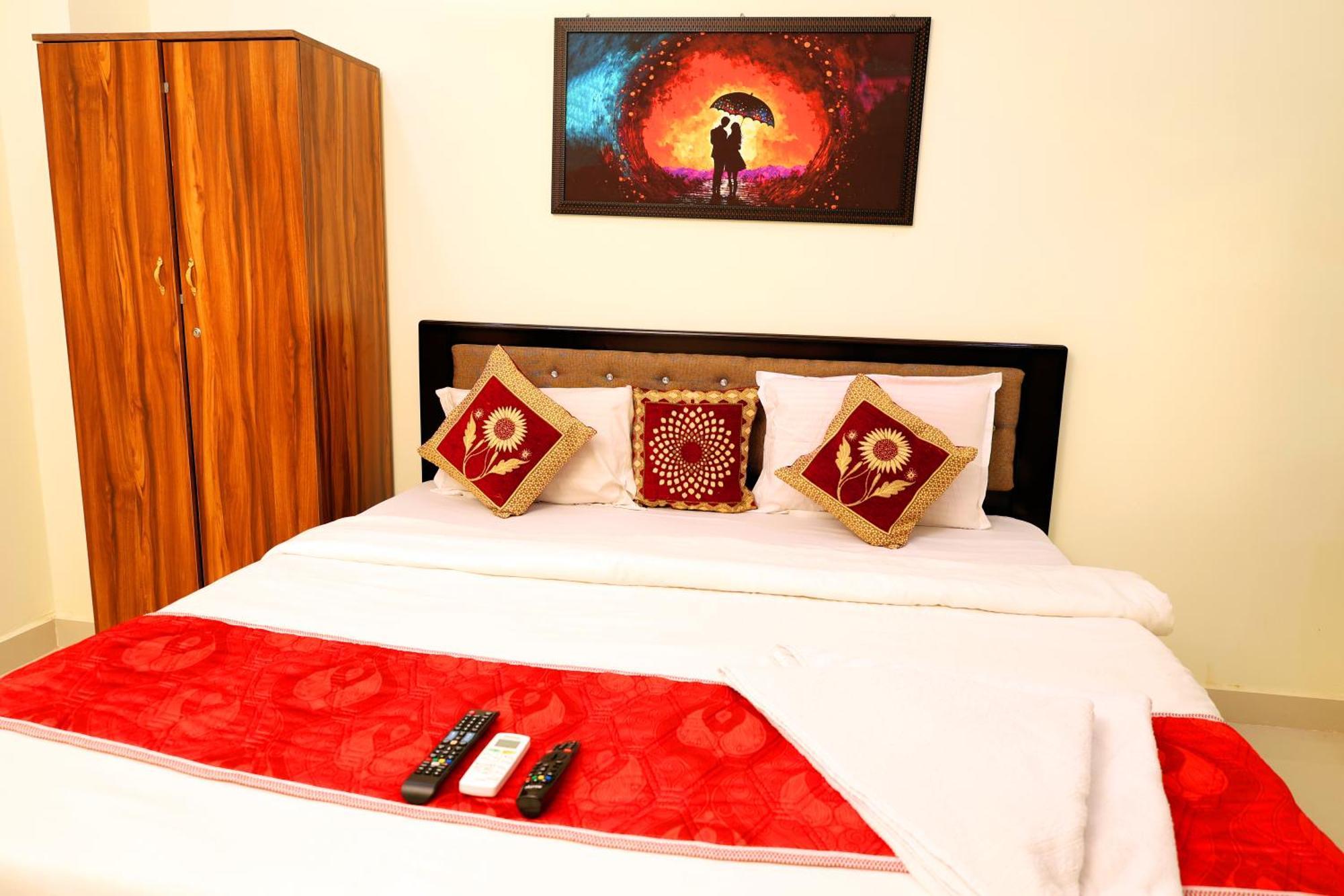 Sri Nilayam Inn Tirupati Buitenkant foto